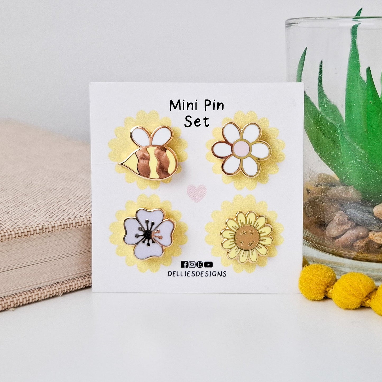 Floral Mini Pin Set