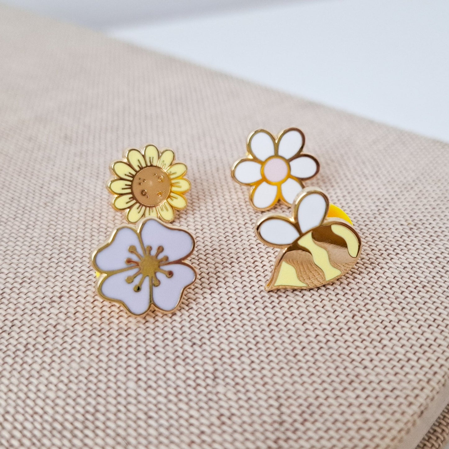 Floral Mini Pin Set