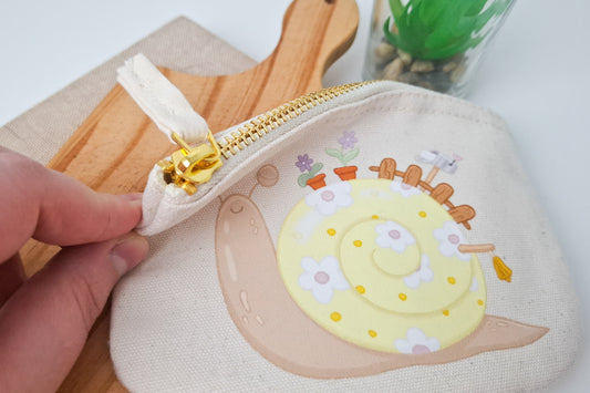 Happy Snail Cotton Zip Pouch