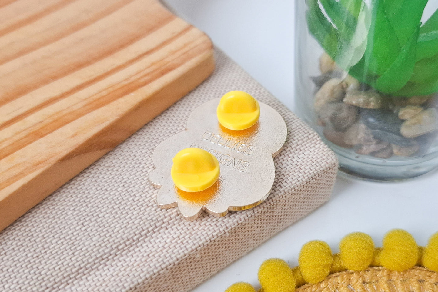 Sunshine Pecka Pin